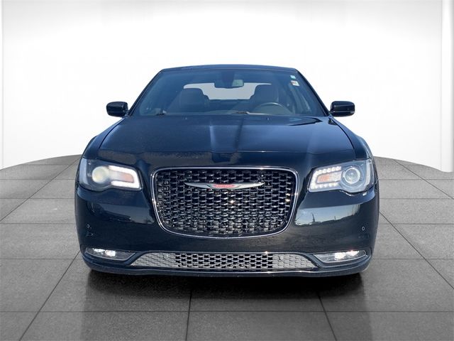 2022 Chrysler 300 300S