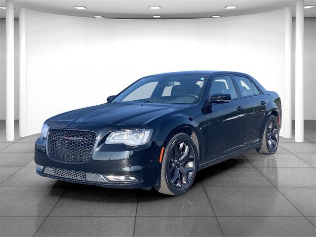 2022 Chrysler 300 300S