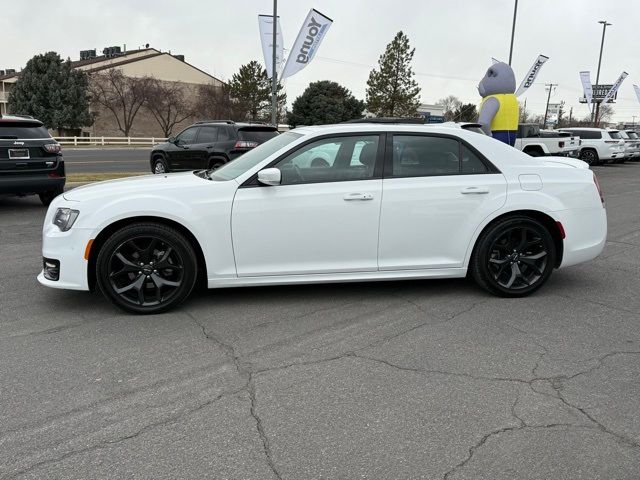 2022 Chrysler 300 300S