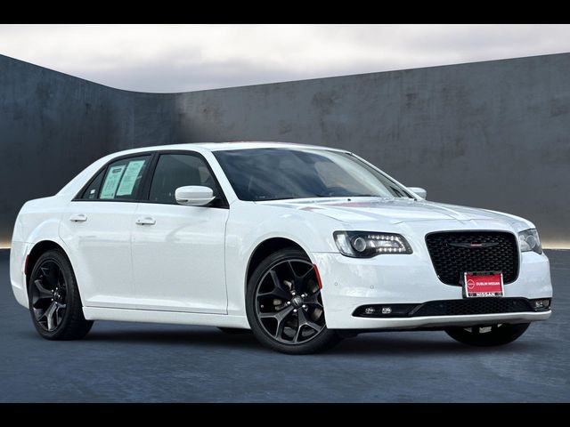 2022 Chrysler 300 300S