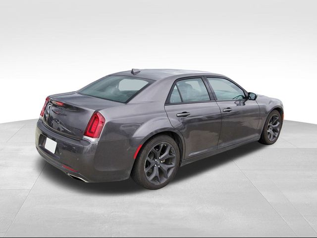 2022 Chrysler 300 300S