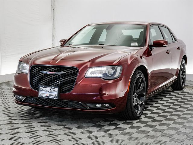 2022 Chrysler 300 300S