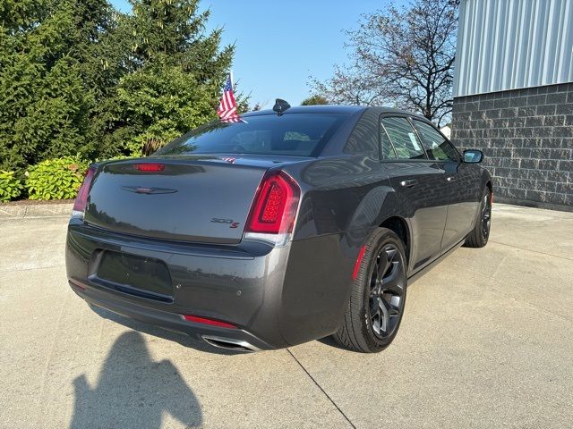 2022 Chrysler 300 300S