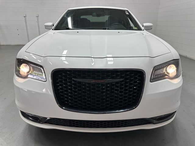 2022 Chrysler 300 300S