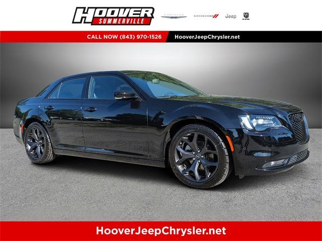 2022 Chrysler 300 300S