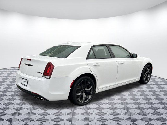 2022 Chrysler 300 300S