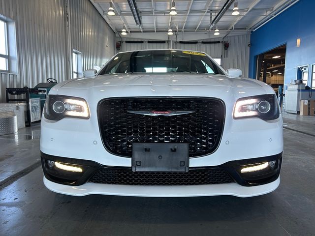 2022 Chrysler 300 300S