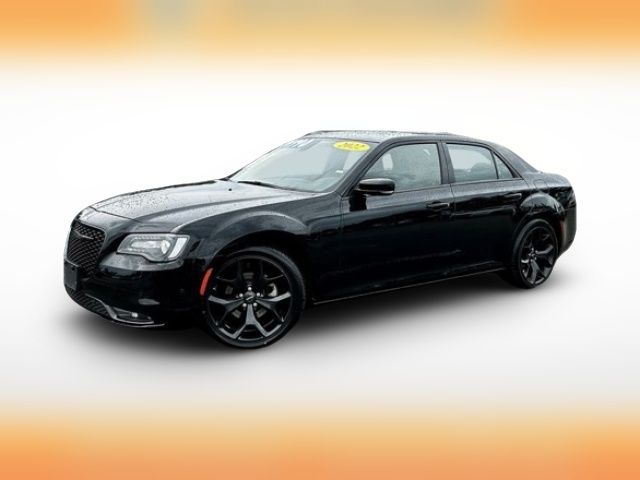 2022 Chrysler 300 300S