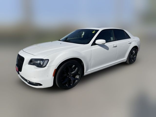 2022 Chrysler 300 300S