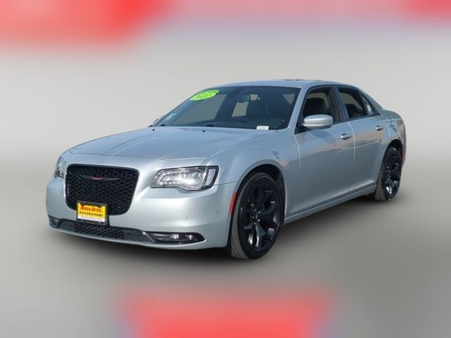 2022 Chrysler 300 300S