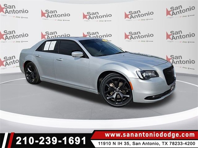 2022 Chrysler 300 300S