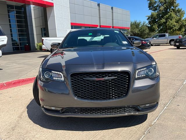 2022 Chrysler 300 300S