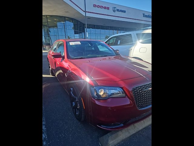 2022 Chrysler 300 300S