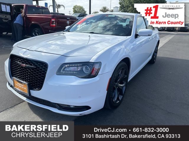 2022 Chrysler 300 300S