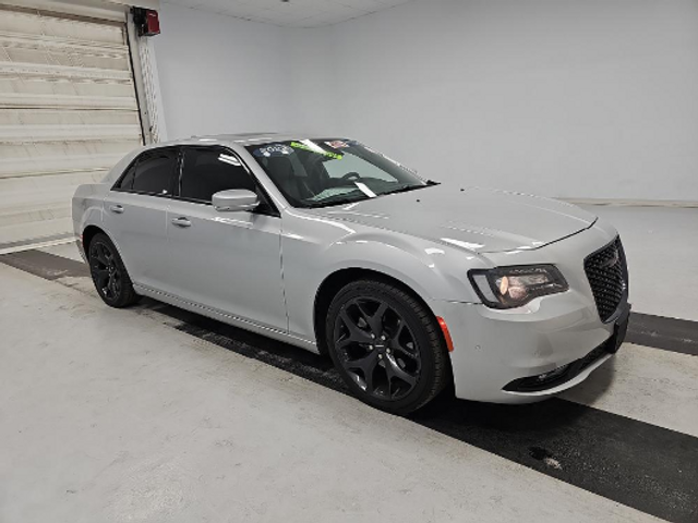 2022 Chrysler 300 300S