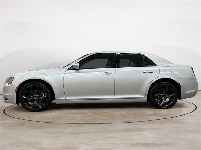 2022 Chrysler 300 300S