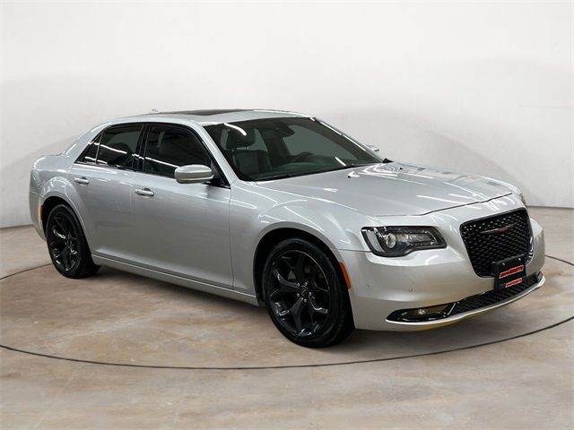 2022 Chrysler 300 300S