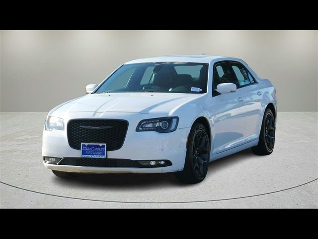 2022 Chrysler 300 300S