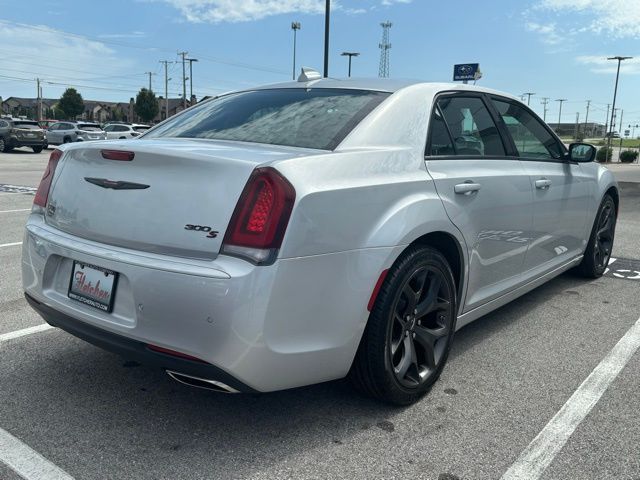 2022 Chrysler 300 300S