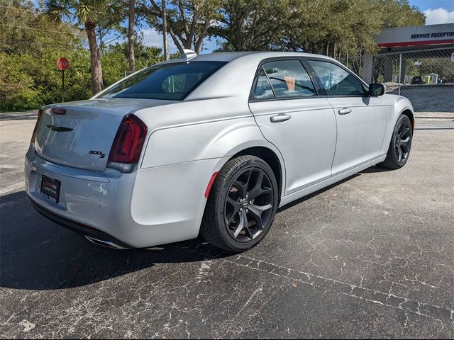 2022 Chrysler 300 300S