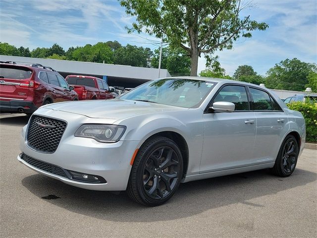 2022 Chrysler 300 300S