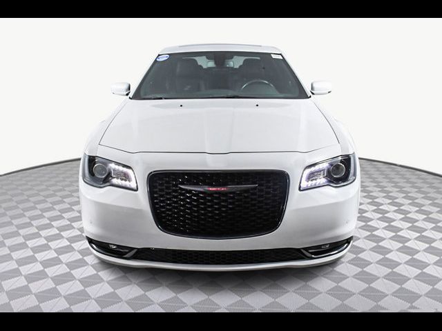 2022 Chrysler 300 300S