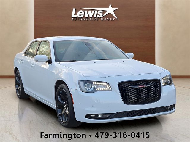 2022 Chrysler 300 300S