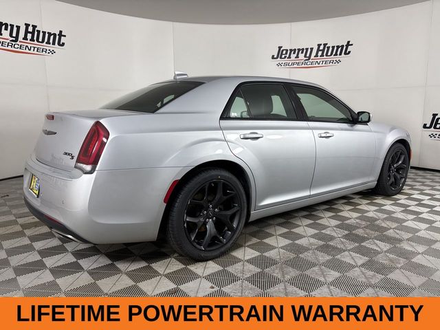 2022 Chrysler 300 300S