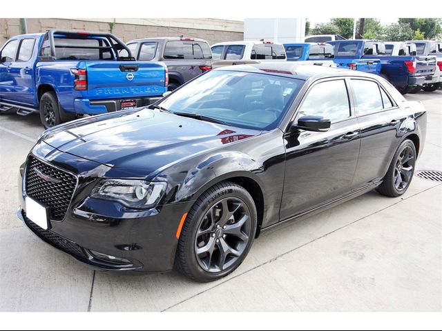 2022 Chrysler 300 300S