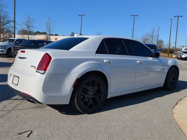 2022 Chrysler 300 300S