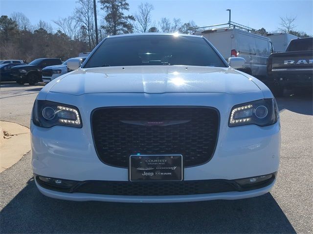 2022 Chrysler 300 300S