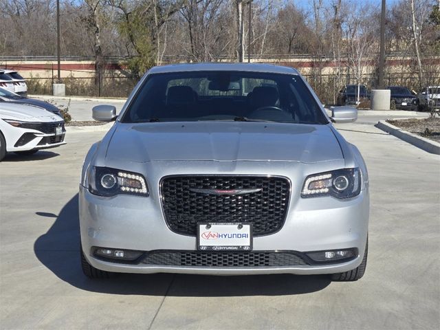 2022 Chrysler 300 300S