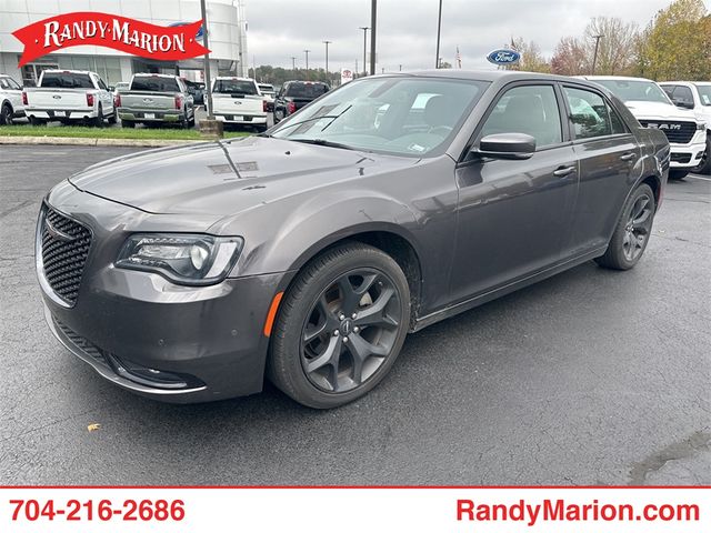 2022 Chrysler 300 300S