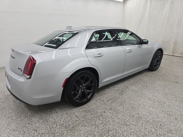 2022 Chrysler 300 300S