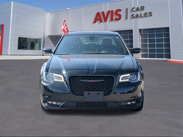 2022 Chrysler 300 300S