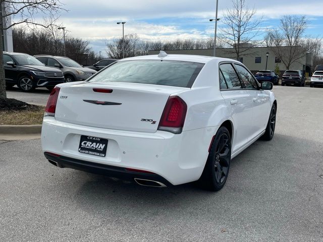 2022 Chrysler 300 300S