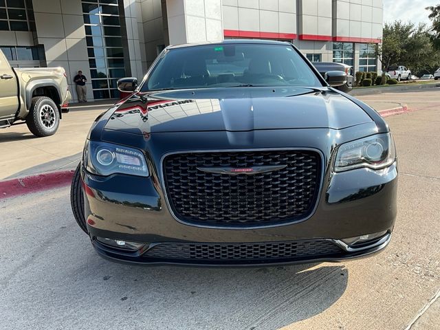 2022 Chrysler 300 300S