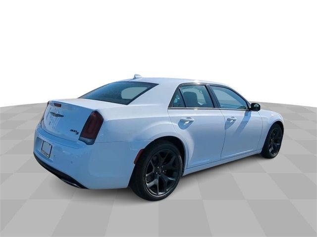 2022 Chrysler 300 300S