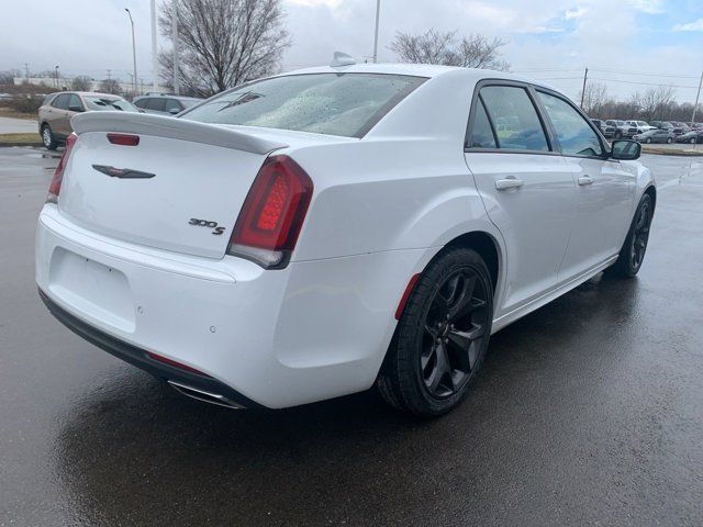 2022 Chrysler 300 300S