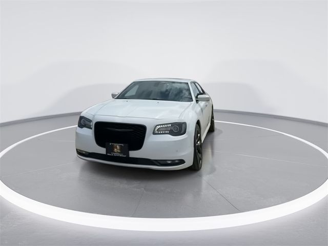 2022 Chrysler 300 300S