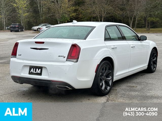 2022 Chrysler 300 300S