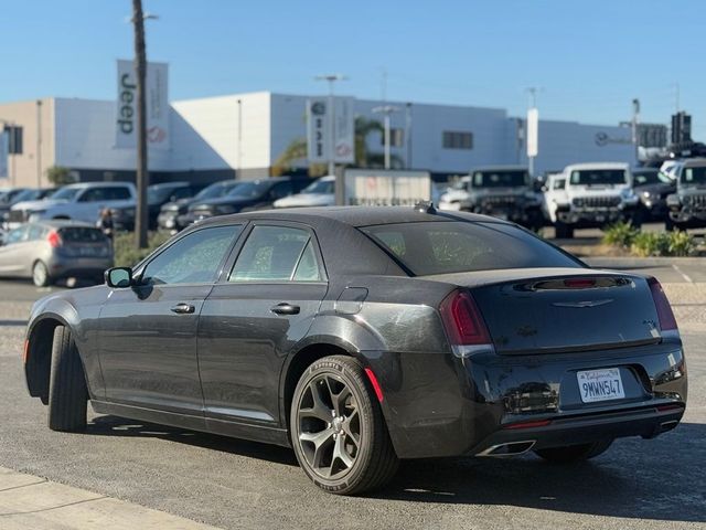 2022 Chrysler 300 300S