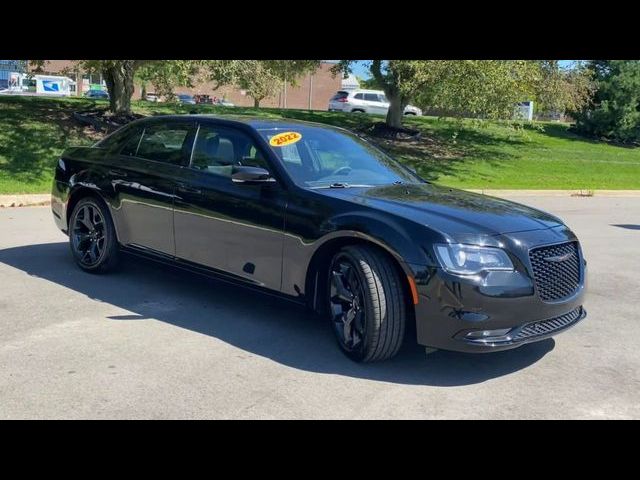 2022 Chrysler 300 300S