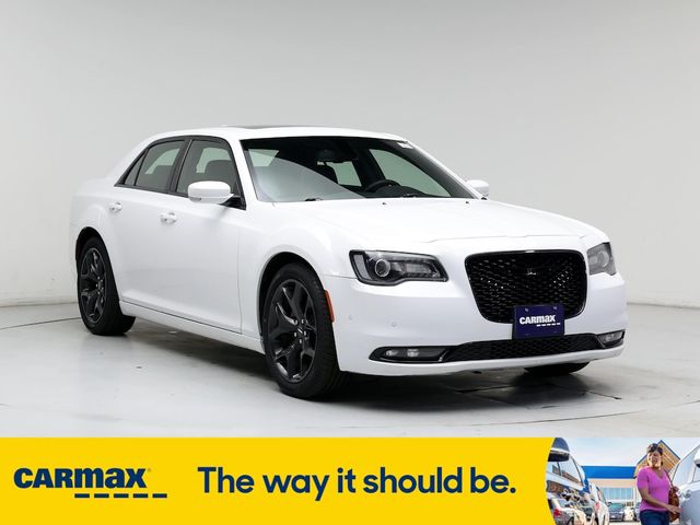 2022 Chrysler 300 300S