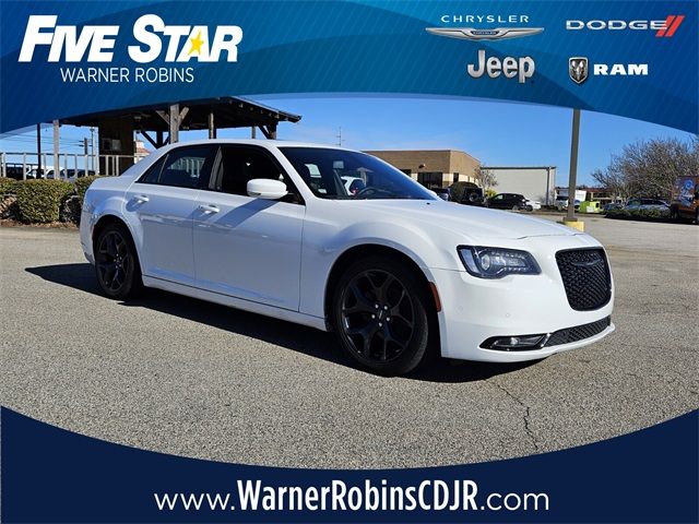 2022 Chrysler 300 300S