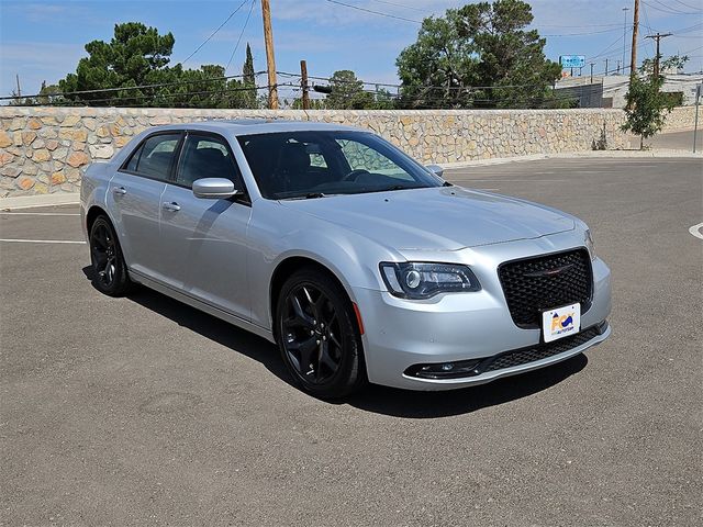 2022 Chrysler 300 300S