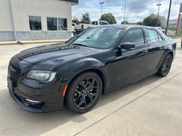 2022 Chrysler 300 300S