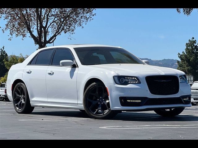 2022 Chrysler 300 300S