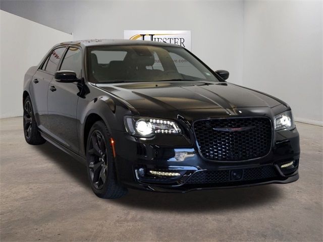 2022 Chrysler 300 300S