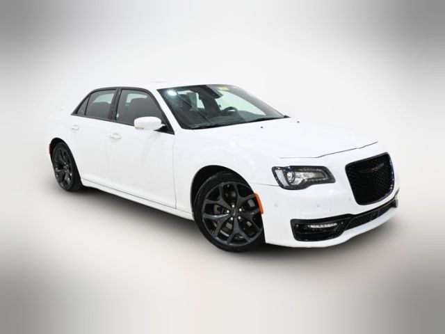 2022 Chrysler 300 300S